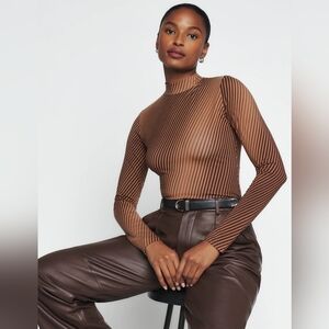 Reformation Bailey Knit top color Bongo size M